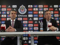 Néstor de la Torre ha regresado a la presidencia deportiva de Chivas y fue presentado este viernes por Jorge Vergara. TWITTER / @Chivas