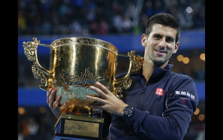 Novak Djokovic espera su próximo encuentro ante Dominique Thiem. AP / R. de la Peña