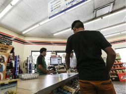 El único requisito para depositar en tiendas 7 Eleven será llevar la CURP del titular de la cuenta de ahorro. EL INFORMADOR / ARCHIVO