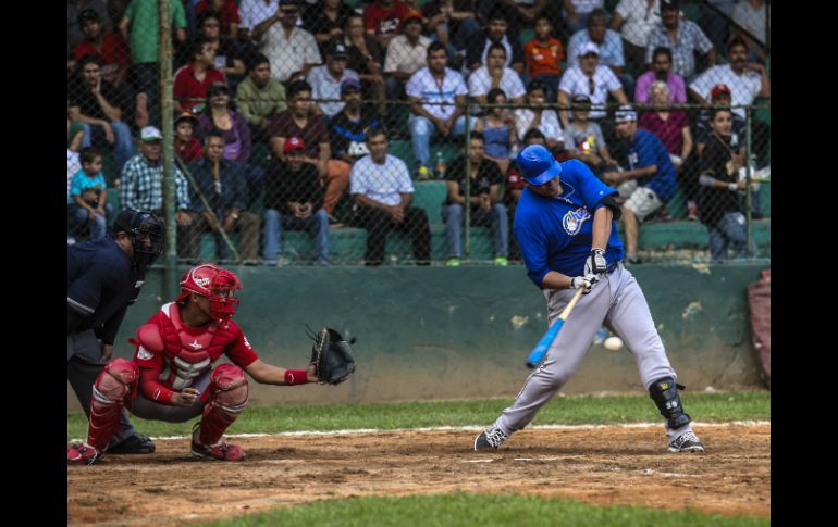 Acción del último juego de pretemporada de cara al arranque de la temporada 2014-2015. EL INFORMADOR / F. Atilano