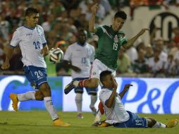 Oribe Peralta está pasando por muy mal momento. AFP / S. Corral