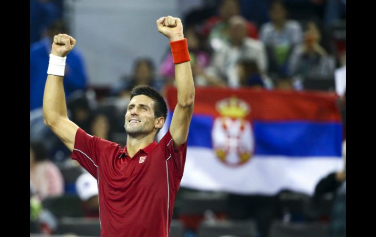 Djokovic se instala en la semifinal del torneo al vencer por 6-4 y 6-2 al español David Ferrer. EFE / D. Azubel