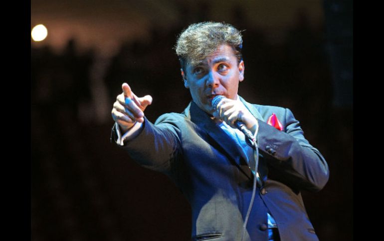 Cristian Castro demostró su versatilidad al interpretar diversos géneros musicales. EL INFORMADOR / E. Barrera