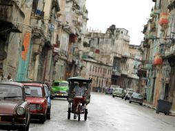 'Gradualmente se disminuiría el control que ejerce el Estado sobre la vida de los cubanos', refiere The New York Times. EFE / ARCHIVO