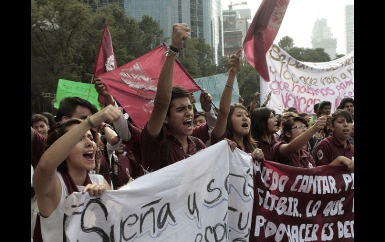 Los alumnos del IPN entregaron un nuevo pliego petitorio tras rechazar la oferta del Gobierno Federal. SUN / ARCHIVO