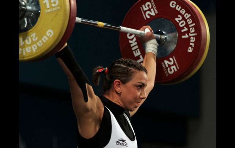 La sonorense Cinthya Domínguez sale a la tarima mundial en la categoría de 75 kilogramos. EFE / ARCHIVO