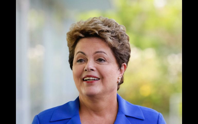 La presidenta Dilma Rousseff, candidata a reelección presidencial, contenderá el próximo 26 de octubre con Aécio Neves. EFE / I. Guerra