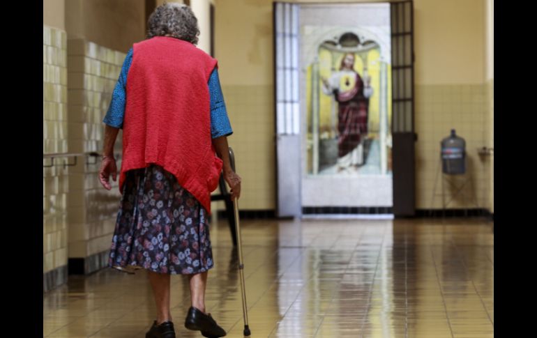 Las mujeres tienen un riesgo tres veces mayor que los hombres de padecer esa enfermedad. EL INFORMADOR / ARCHIVO