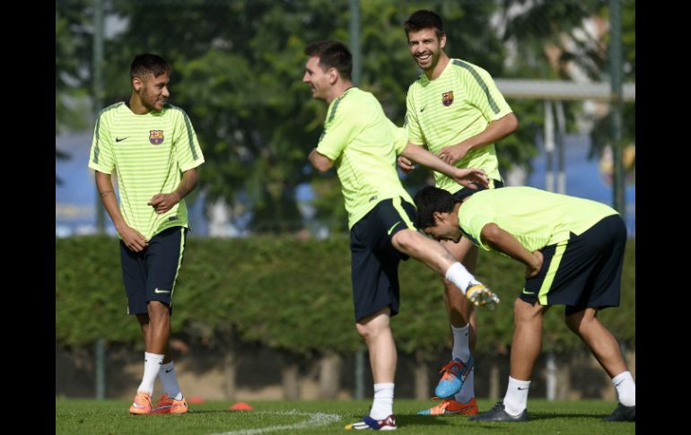 Ney, Lionel Messi y Luis Suárez estarían por primera vez juntos en el gran duelo. AFP / L. Gene