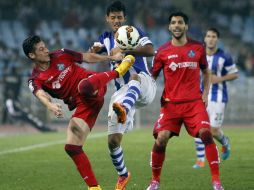 Vela fue titular en el encuentro, pero no pudo sacar el resultado. EFE / J. Etxezarreta