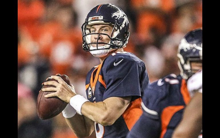 Manning es el hombre que siempre saca a flote a los Broncos. TWITTER / @Broncos