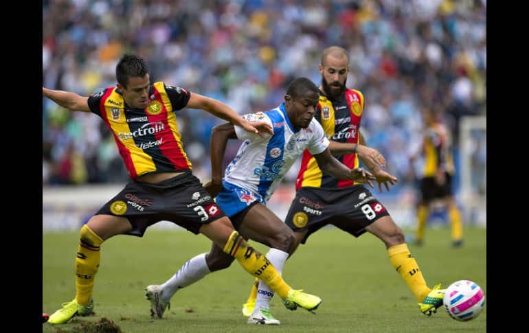 Durante el partido de la Jornada 13, Leones se mostró más seguro de lo que hace y evitando los errores. MEXSPORT / ARCHIVO