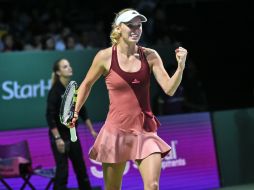 Wozniacki, de 24 años, tuvo problemas en el primer set, pero en el segundo se mostró mucho más convincente. AFP / R. Rahman