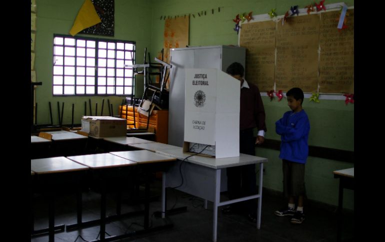 Suspendieron la recepción de votos en la mesa donde ocurrió el homicidio. EFE / F. Bizerra