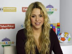 Shakira ha presentado hoy en Barcelona una colección de juguetes para niños. EFE / M. Pérez.