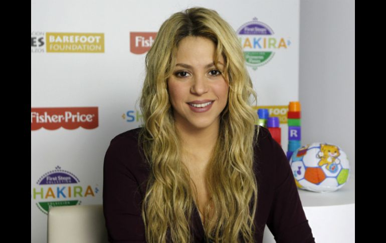 Shakira ha presentado hoy en Barcelona una colección de juguetes para niños. EFE / M. Pérez.