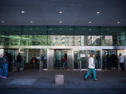 El menor fue internado el domingo por la noche en el hospital neoyorquino de Bellevue por una fiebre alta. AFP / A. Gombert