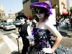 A las 11:45 horas se reunirá un contingente del Desfile Festival de la Muerte en el cruce de la avenida Juárez. EL INFORMADOR / ARCHIVO