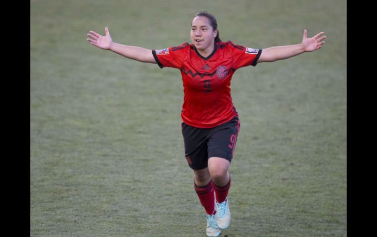 Charlyn Corral es la heroína del partido tras anotar los dos goles ante Trinidad y Tobago en tiempo extra. AFP / M. Leff