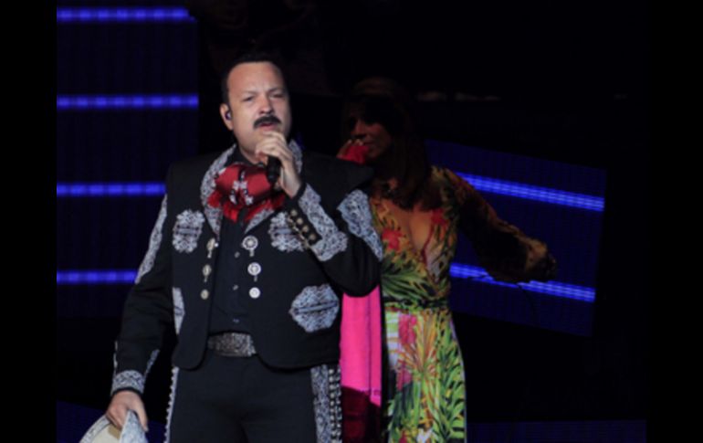 El MTV Unplugged de Pepe Aguilar está disponible con un CD y DVD. EL INFORMADOR / ARCHIVO