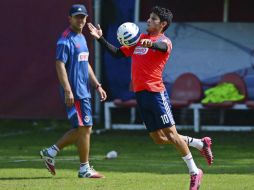 El volante ya entrena con el equipo y está en condiciones de jugar el sábado. MEXSPORT / A. Macías