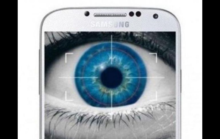 Se dice que el Galaxy S6 tendrá un escáner de iris, el cual servirá para desbloquear la pantalla. TWITTER / @6N11Khaber