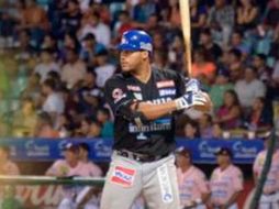 En el primer juego contra Culiacán, Yaquis cayó 8-4, pero en el segundo logró la victoria por 5-3. TWITTER / yaquis_oficial