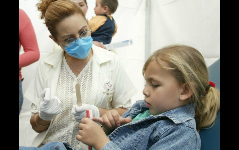 Los principales motivos de consulta en estomatología son caries, gingivitis aguda, crónica y necrosarte, entre otras. EL INFORMADOR / ARCHIVO