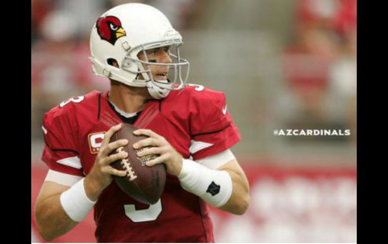 El salario promedio que recibirá Carson Palmer estará entre 15.9 y 16 millones de dólares. TWITTER / @AZCardinals