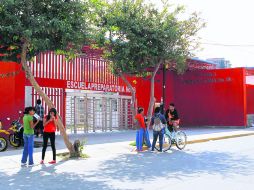 Balcones de Oblatos. En la Prepa 18 los alumnos denuncian inseguridad. El robo es el principal delito contra estudiantes. EL INFORMADOR / M. Vargas