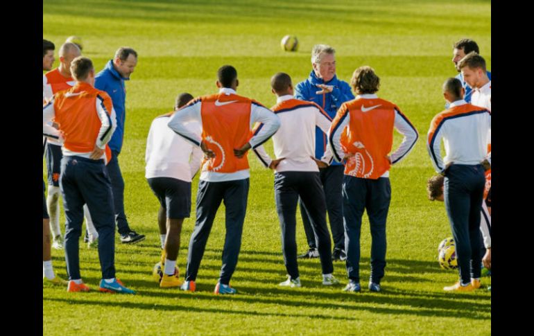 La Selección de Holanda entrena previo al encuentro con México. EFE / R. Van Lonkhuijsen