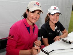 Las golfistas Lorena Ochoa (i) y Alejandra Llaneza (d). NTX / G. Granados