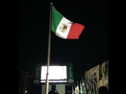 La ceremonia del izamiento de Bandera de México fue la única en el día. TWITTER / @CONADE