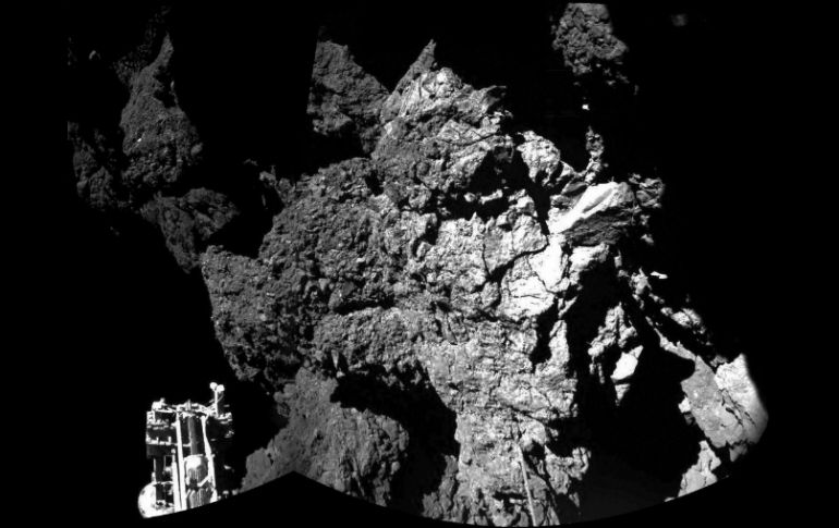 Los paneles solares iban a recargar las baterías para que duren una hora adicional por día, se desconoce si eso será posible. EFE / Philae.