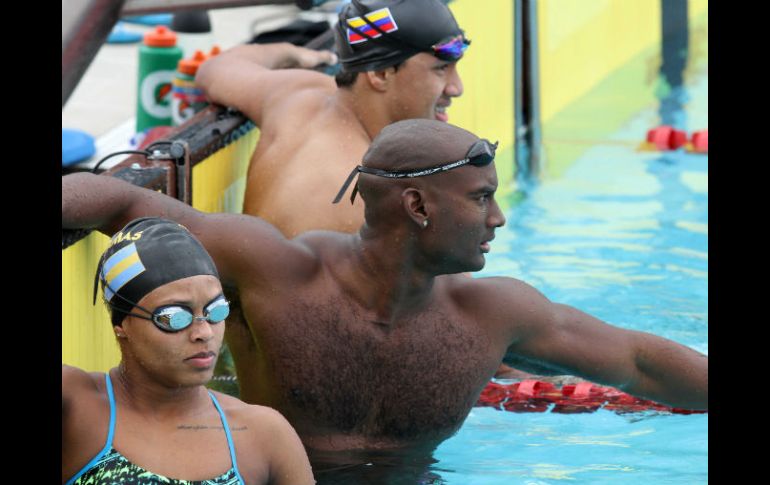 Ayer, los equipos de Venezuela y Bahamas entrenaron en el Centro Acuático Leyes de Reforma. NTX / G. Durán