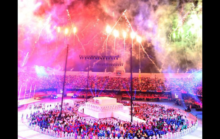 La casa de los Tiburones Rojos de la Liga MX lució llena y coronada por fuegos artificiales. NTX / G. Durán