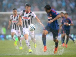 Aldo de Nigris regresa a la cancha en la que brindó sus mejores actuaciones, jugando para Monterrey. MEXSPORT /  J. Martínez