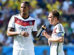 Boateng (i) se suma a otras bajas como la de Kramer y Schweinsteiger. TWITTER / @JB17Official