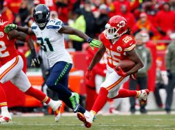 Jamaal Charles corrió para 159 yardas y dos touchdowns. AFP / W. Hitt