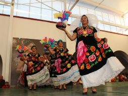 Los cuadros de danza correspondieron a las ocho distintas regiones de Oaxaca, integrada por sones y jarabes. EL INFORMADOR / L. Rodríguez