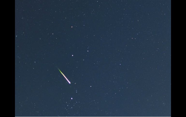 Esta lluvia de meteoros es producida por el paso del cometa 'PTempel-Tuttle'. EFE / ARCHIVO