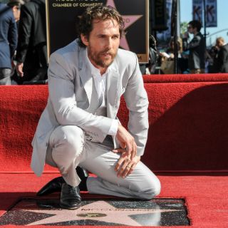 Matthew McConaughey recibe estrella en Hollywood