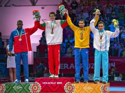 El taekwondoín no tuvo piedad para agenciarse la medalla de oro. MEXSPORT / J. Ramírez