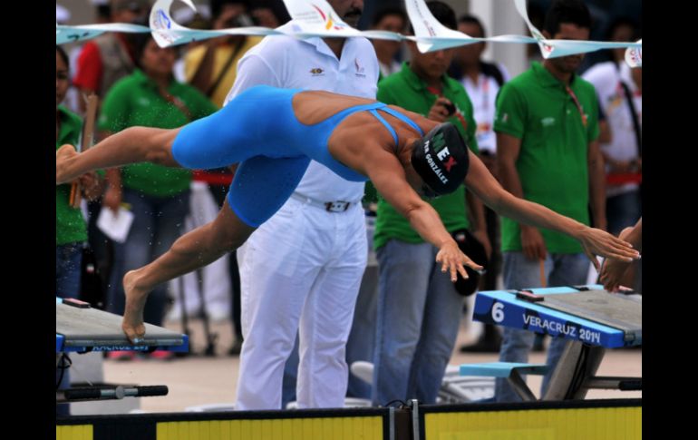 González es hasta el momento, la mejor representante de la delegación mexicana en natación. MEXSPORT / L. Monroy.