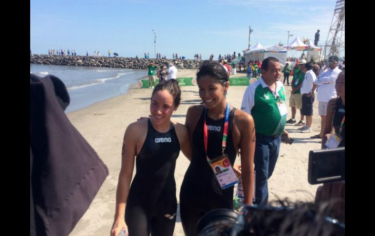 Oro y bronce para las mexicanas Monserrat Ortuño y Zaira Castañeda, en la prueba de maratón de natación. TWITTER / @COM_Mexico