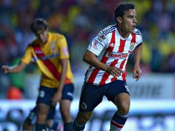 El capitán de Chivas, Omar Bravo, asumió el peso ofensivo del equipo y respondió en el partido de despedida del Rebaño. MEXSPORT / I. Ortiz