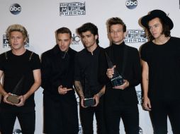 (De izq. a der.) Niall Horan, Liam Payne, Zayn Malik, Louis Tomlinson, y Harry Styles de One Direction. AFP / J. Merritt