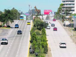 DE ESTRENO. La Avenida Acueducto luce concreto hidráulico desde Periférico hasta Avenida Patria tras su reapertura este domingo. EL INFORMADOR / A. Camacho