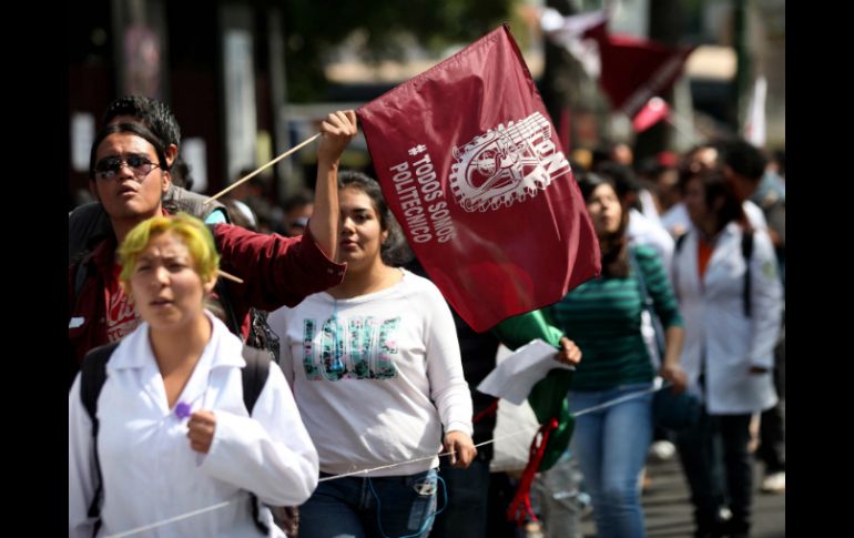 Los alumnos exigen la creación de un Consejo Universitario y dialogar con las autoridades para que se resuelva su petición. SUN / ARCHIVO