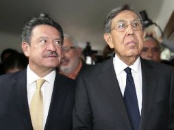 Navarrete (i) rechaza que el PRD se encuentre en crisis. SUN / ARCHIVO